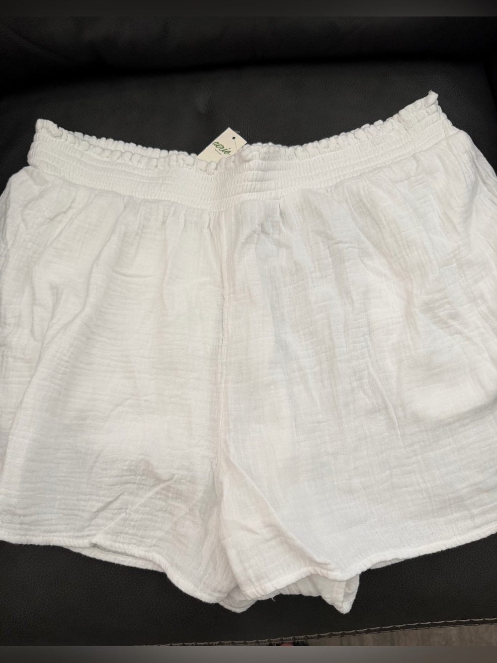 NWT Aerie Women’s White Gauze shorts XL